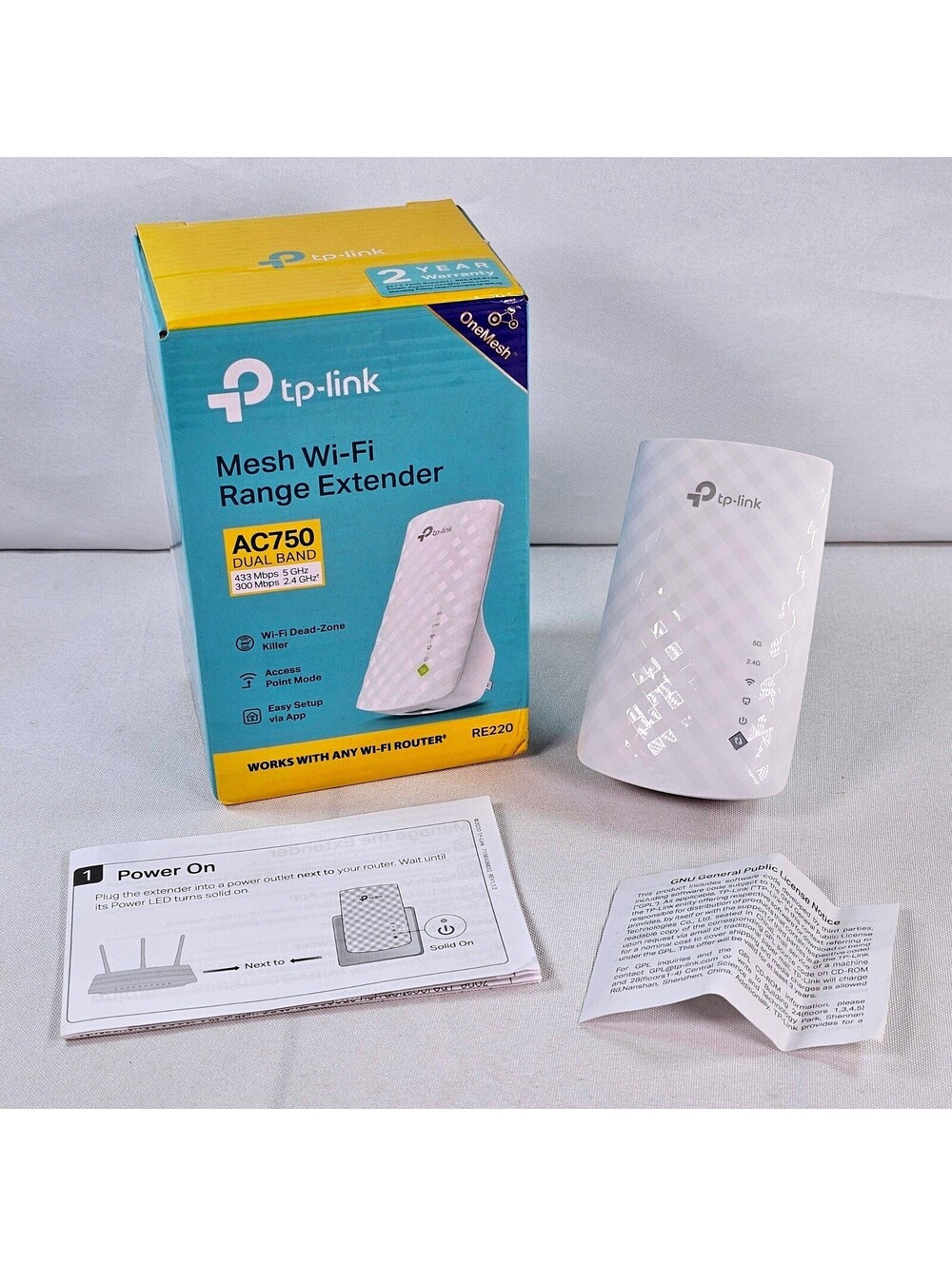TP-Link AC750 Dual Band Mesh Wi-Fi Range Extender RE220 White OneMesh